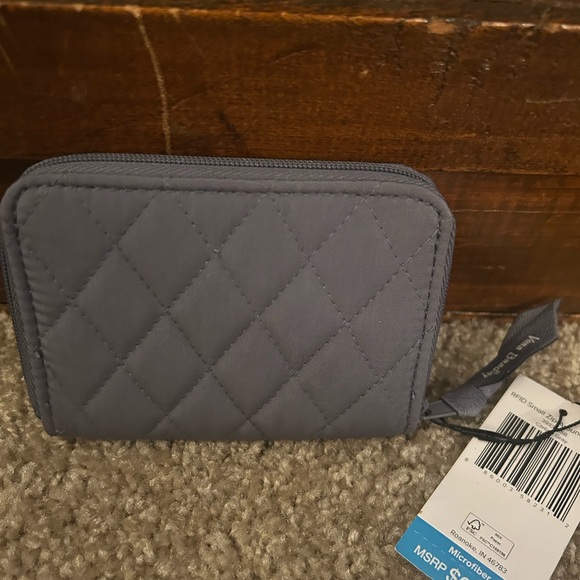 Vera Bradley Floral Interior Gray Wallet and Black Coin Purse Bundle - NWT - Picture 5 of 7